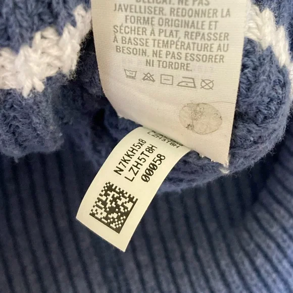 Aerie Blue and White Striped Chunky Drop Shoulder Slouchy Career Woman Medium - Picture 15 of 16